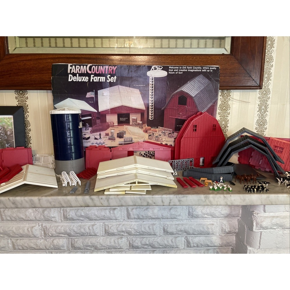 Vintage Ertl Farm Country Deluxe Set #2680 (Not Complete)